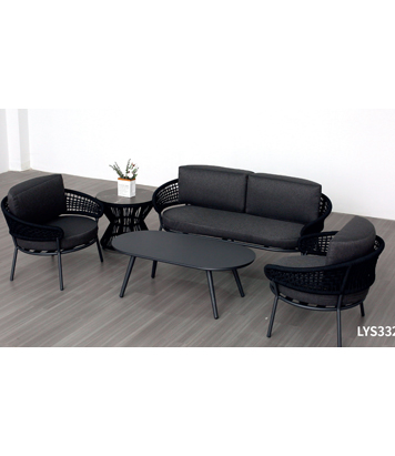 LYS332110